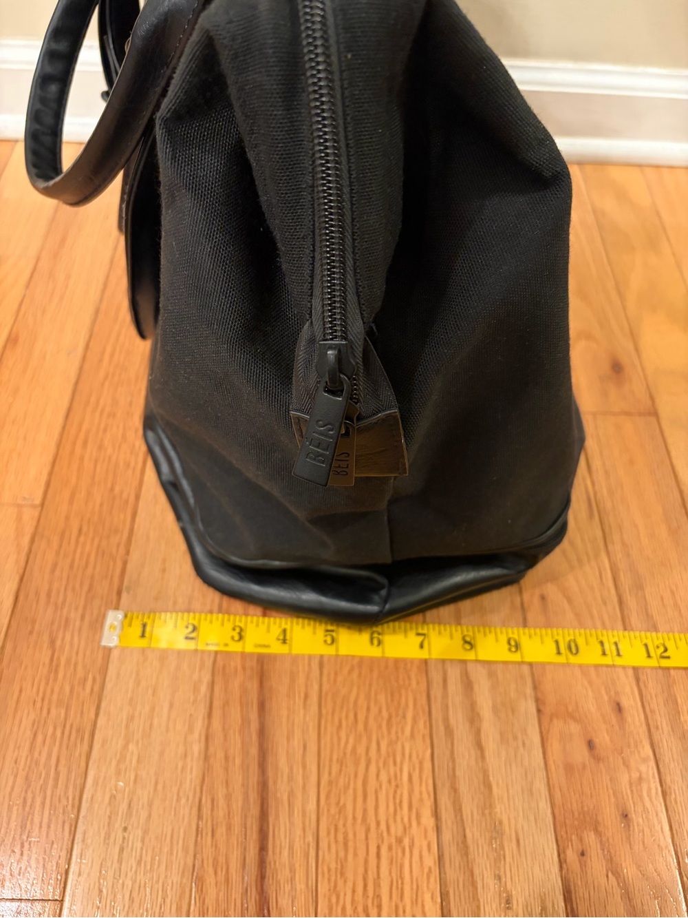 BÉIS The Weekender Bag Black Structured Bottom Compartment Laptop Sleeve - Picture 15 of 15